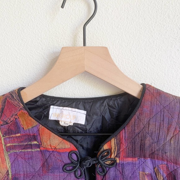 In Group LTD Vintage Quilted Cropped Jacket - Picture 6 of 6